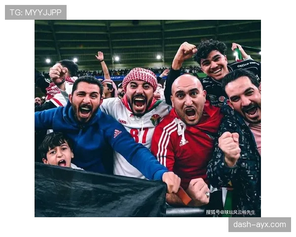 哥伦比亚队逼抢体系显成效，团队协作与战术执行力获赞